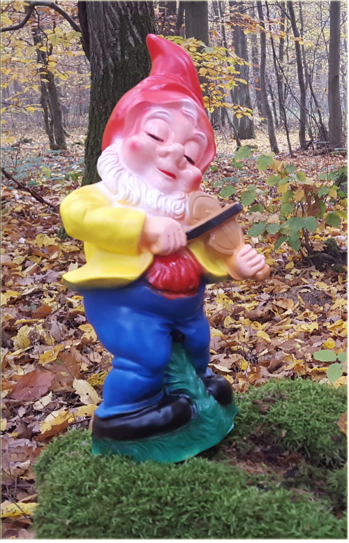 Gartenzwerg mit Geige, mit Bewegungsmelder Gartenzwerg mit Geige, mit Bewegungsmelder