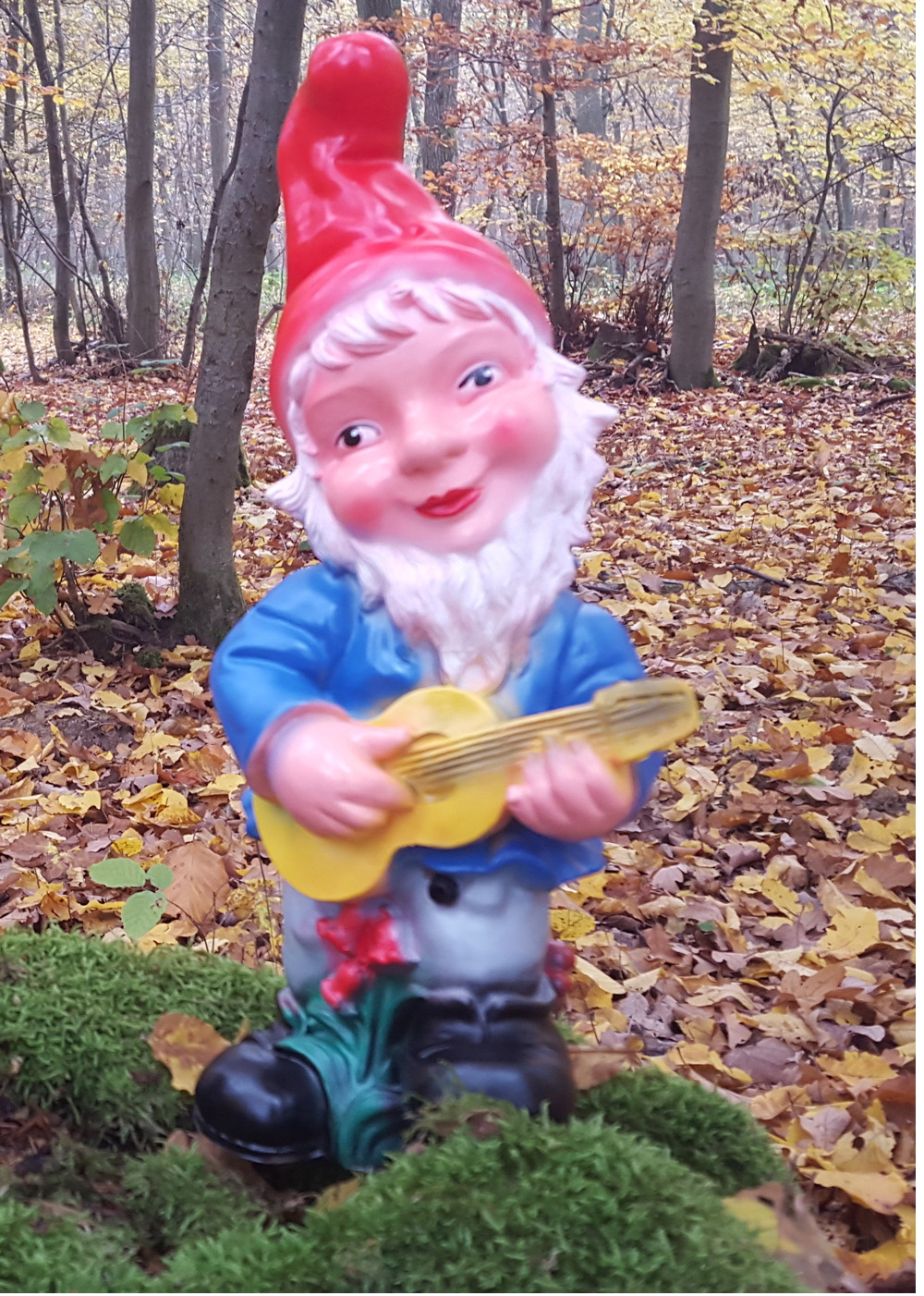 Gartenzwerg mit Gitarre, mit Bewegungsmelder Gartenzwerg mit Gitarre, mit Bewegungsmelder